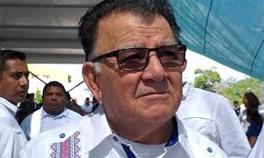 Arturo Abreu delegado de "ornato" en Quintana Roo | | Sin Reserva por  Víctor Flores